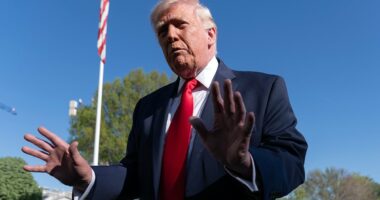 Trump will begin blockade of Strait of Hormuz within hours