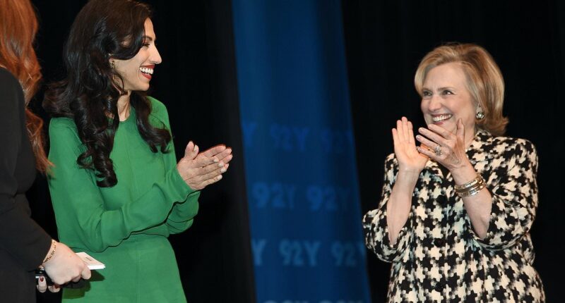 Tucker Carlson looks deeply uncomfortable over wild Clinton claim