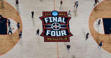 UConn-Illinois basketball game today: Fighting Illini try to flip script in March Madness Final Four matchup with Huskies