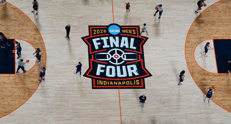 UConn-Illinois basketball game today: Fighting Illini try to flip script in March Madness Final Four matchup with Huskies