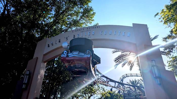 🤘We got a taste of the Rock ‘n’ Roller Coaster Starring The Muppets soundtrack. Here are our rock-on ratings