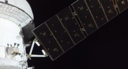 What time will Artemis II splash down?