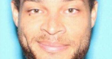 White House Correspondents' Dinner shooter's 'missed warning signs'