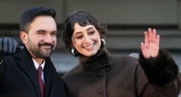 Woke NYC's mayor's wife mocked for half-hearted apology of vile tweets