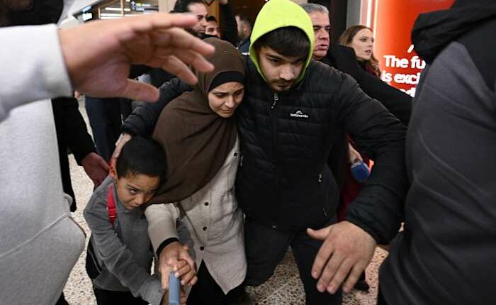 3 Australian women back from Syria face slavery and terrorism charges over alleged IS links