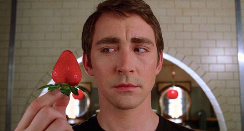 5 TV Shows That Fans Are Still Begging To Come Back