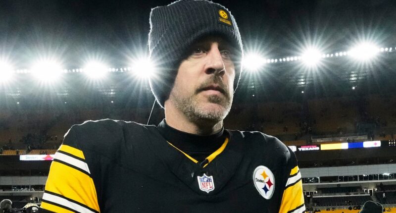 Aaron Rodgers makes final decision after leaving the Steelers in limbo
