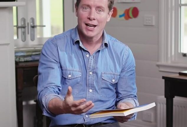 Barefoot Investor Scott Pape (pictured) has launched an extraordinary spray at Australians raging over Labor's latest budget