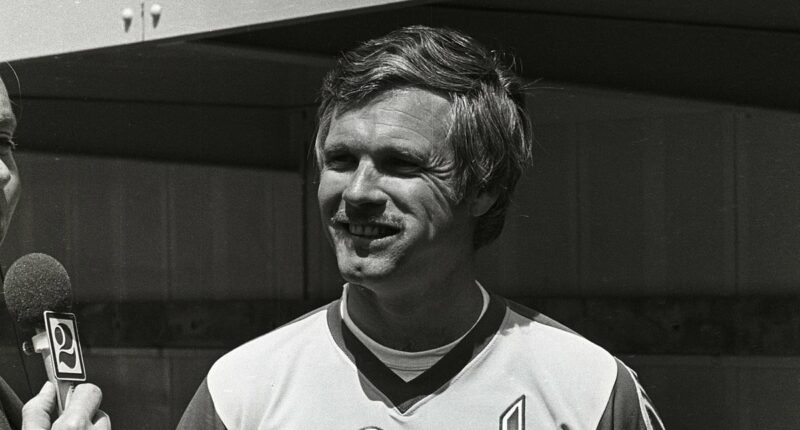 Baseball fans honor late Braves owner Ted Turner for revitalizing club... and the day he made HIMSELF manager