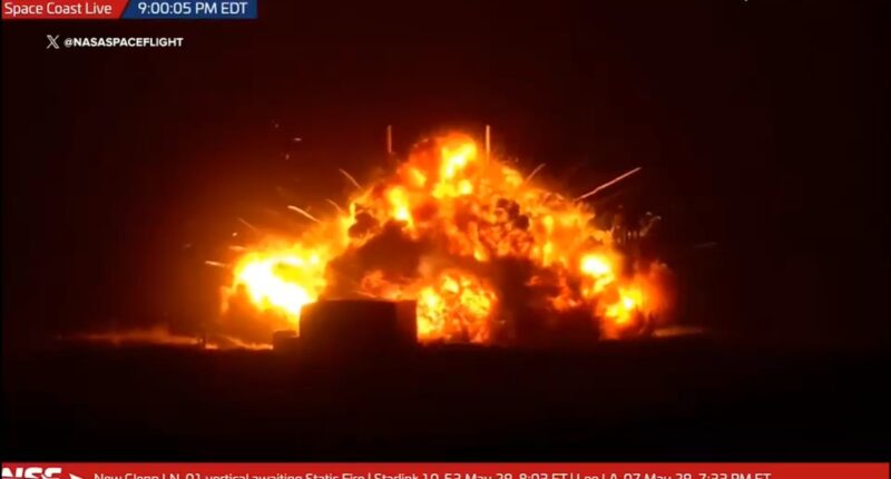Blue Origin New Glenn Rocket apparently explodes during static fire test in Florida