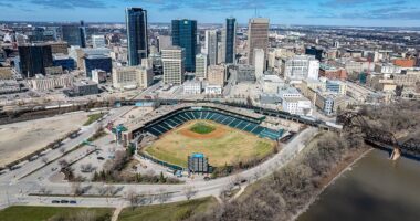 Canadian teen girl charged with arson after allegedly torching American baseball team's charter bus