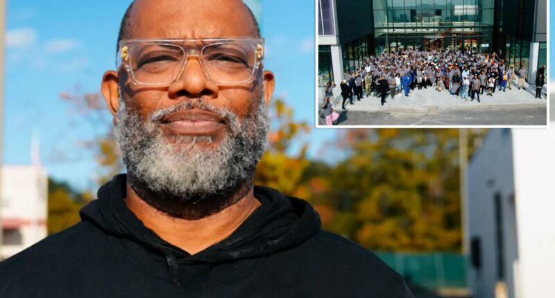 Chicago pastor Corey B. Brooks gathers hundreds of men to declare violence-free zone on South Side
