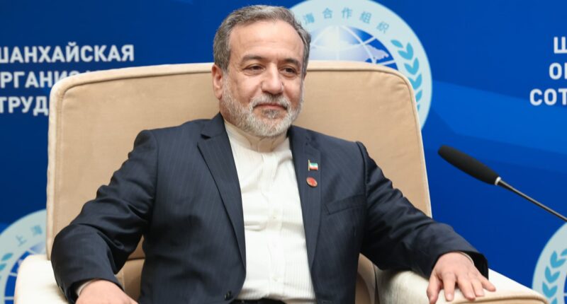China hosts Iran's top diplomat just days ahead of Trump's high-stakes visit