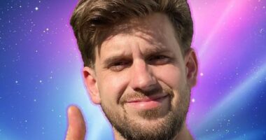 Comedian condemned for 'deeply offensive' joke about alleged murder