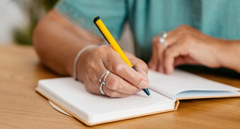 Experts reveal how a simple handwriting test could help spot brain health red flags
