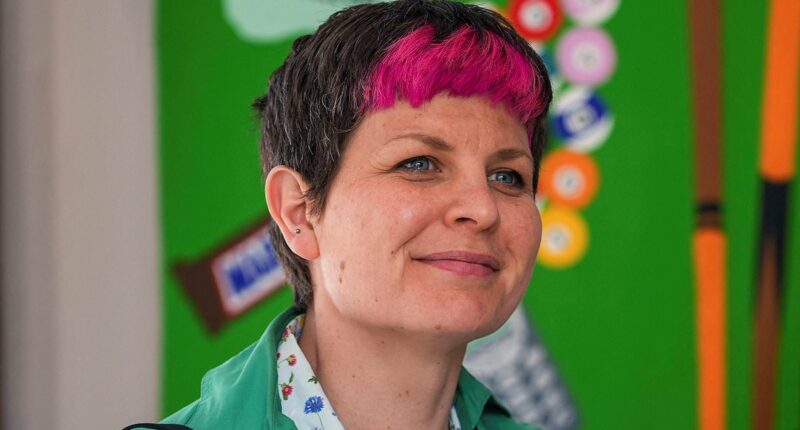Green candidate blocks letter praising brave Golders Green officers
