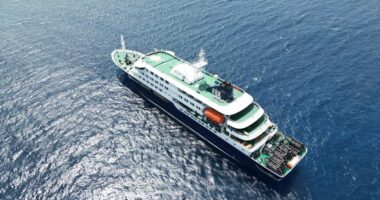 Hantavirus cruise ship Britons to isolate at Merseyside hospital