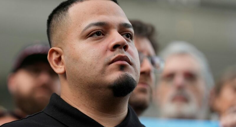 Judge tosses federal charges against Kilmar Abrego Garcia