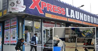 Killer executes man washing clothes with wife at NYC laundromat