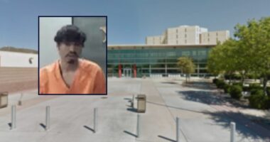 Man strangled girlfriend while her mom watched, police say