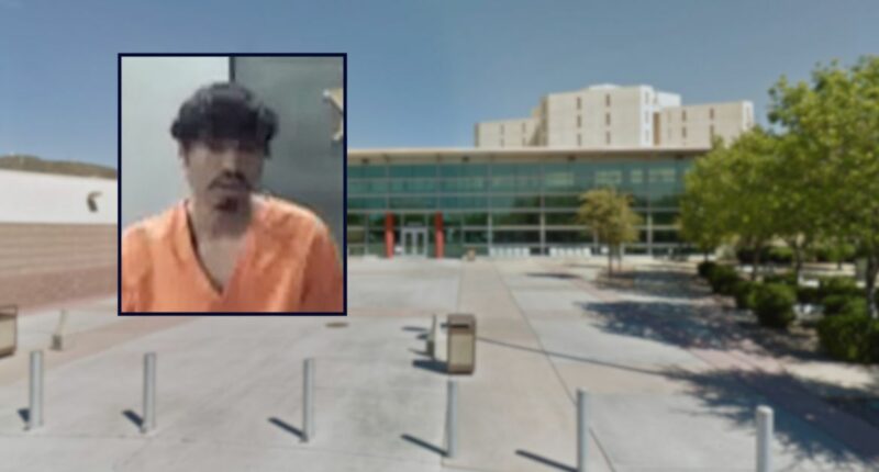 Man strangled girlfriend while her mom watched, police say