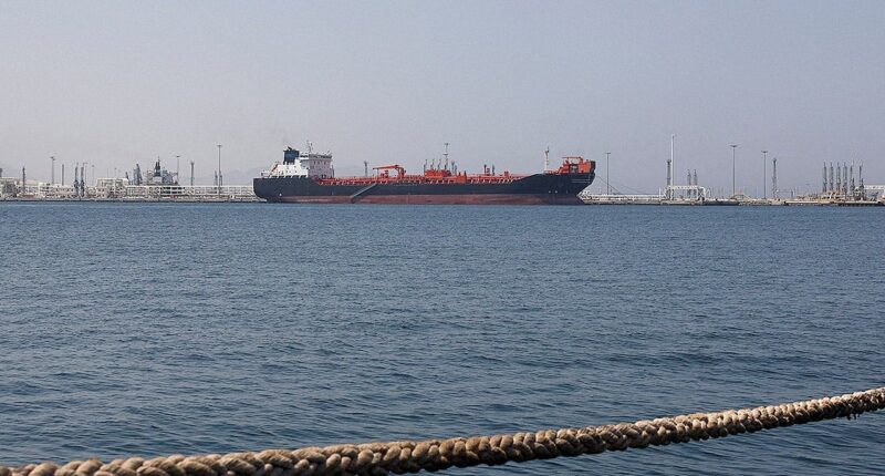 Mass tanker blackout rattles Gulf ahead of 1.35M-barrel oil transfer amid US-Iran talks: firm