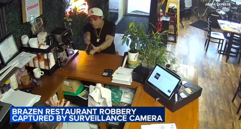 Melrose Park armed robbery at Arepa Express on Lake Street caught on video