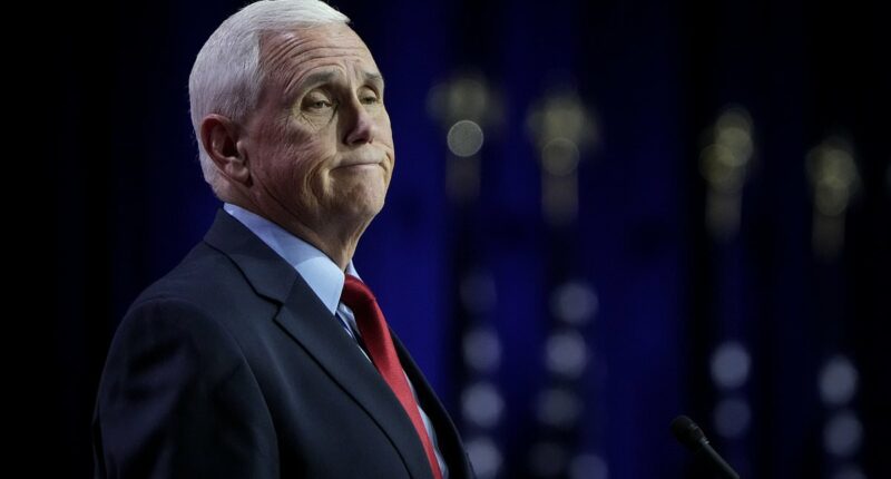 Mike Pence fires stark warning to Trump