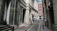 More than a billion dollars stolen in knifepoint street mugging
