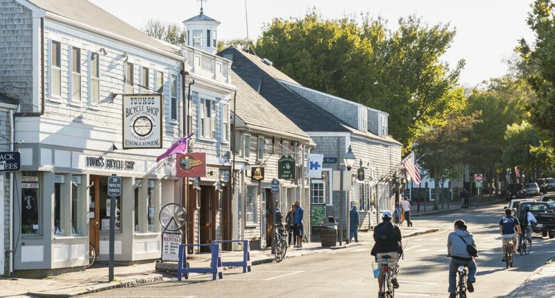 Nantucket outrage after CHAIN STORE opens on  upscale main street