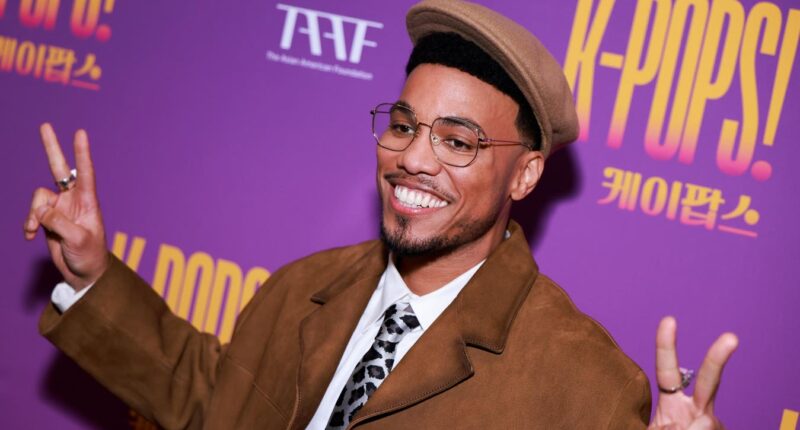 Netflix's 'K-POPS!' Reviews Have A Big Rotten Tomatoes, Metacritic Gap