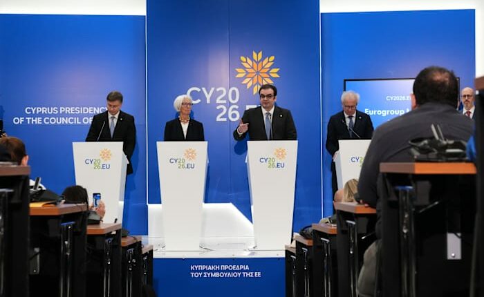 Oil and gas prices to remain high in Europe at least until the end of 2027, officials say