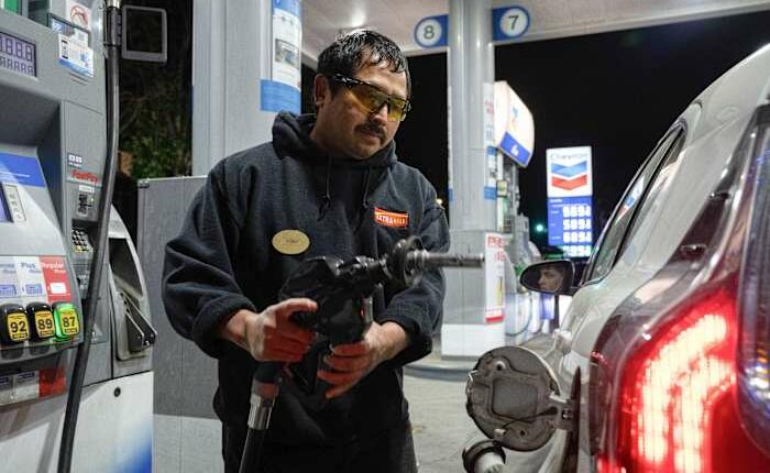 Oregon Democrats found a way to improve roads. Now their gas tax goes before voters as prices soar
