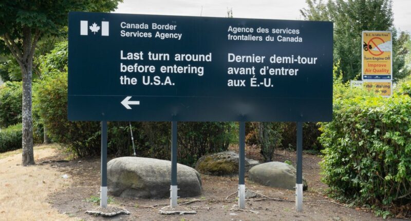 Phone data reveals 42% drop in Canadian visits to U.S. last year