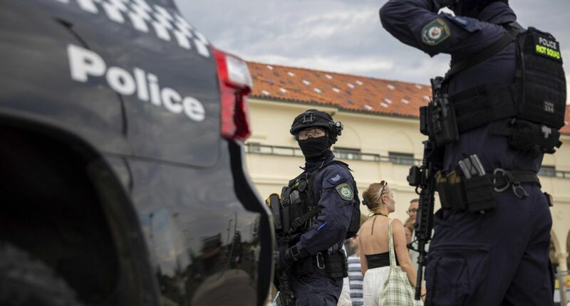 Police, intelligence in spotlight at Bondi attack probe
