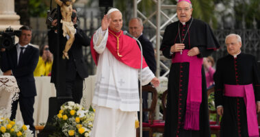 Pope Leo prays for end to 'fratricidal hatred' as he celebrates anniversary with visit to Pompeii