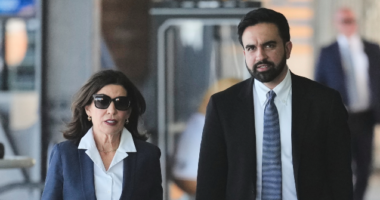 Report: Leaders Try to Halt Billionaire Exodus from Mamdani's NYC