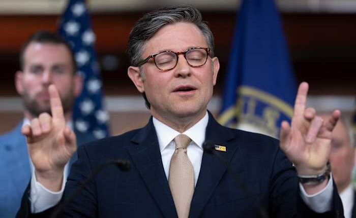 Republican senators say they need more detail on $1B White House security request