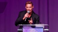 Ryan Seacrest stuns fans with drastically different appearance at gala