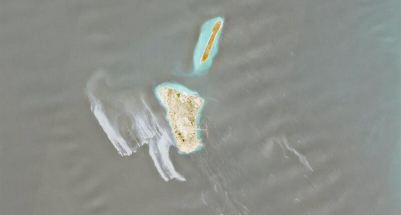 Second suspected oil slick near Iran raises fears of major disaster in vital global oil corridor