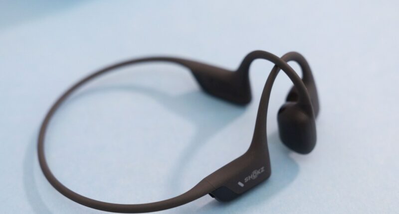 Shokz’s bassy OpenRun Pro 2 are $40 off thanks to a new Mother’s Day promo