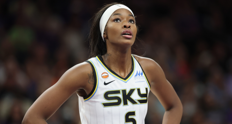 Sky forward Rickea Jackson out for season after tearing left ACL: How it happened, what it means for Chicago