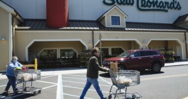 Stew Leonard's finally settles serial panty thief lawsuit moments before trial was set to begin