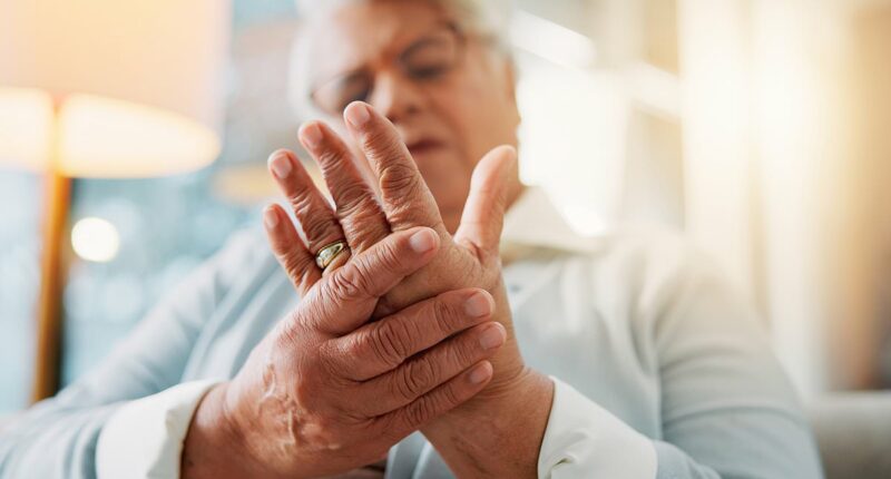 Swollen hands can be the first sign of a life-threatening condition