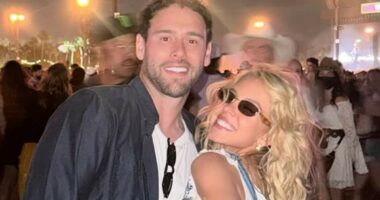 Sydney Sweeney, 28, piles on the PDA with boyfriend Scooter Braun, 44