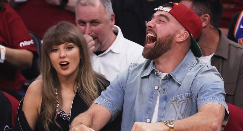 Travis Kelce and Taylor Swift enjoy courtside date night