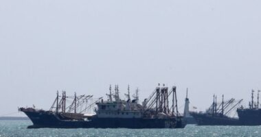 U.S. Threatens Sanctions on Ships That Pay Iran Strait of Hormuz Tolls