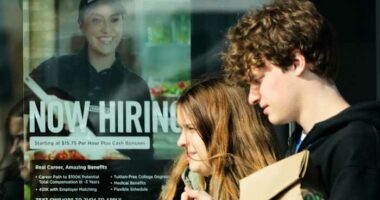 US jobless claim applications rise to 200,000 but remain historically low despite economic headwinds