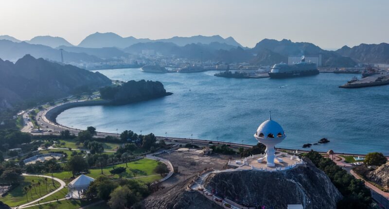 U.S. threatens sanctions and military action against Oman