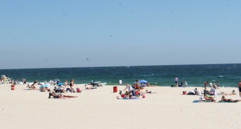Unique phenomenon causing Jersey Shore beaches to resemble tropical waters